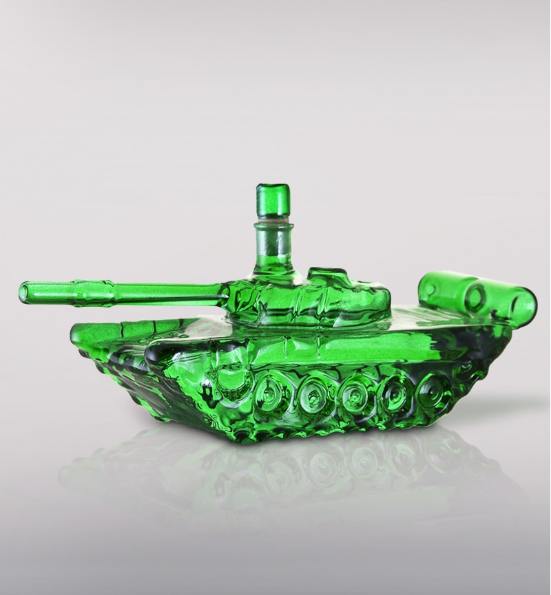 Танк Т-90 зеленый с водкой